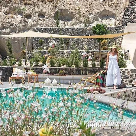 Mantilida Emporio (Santorini)
