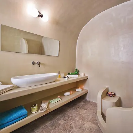 Villa Mantilida Emporio (Santorini)