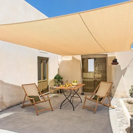 曼提利达别墅 Emporio (Santorini)