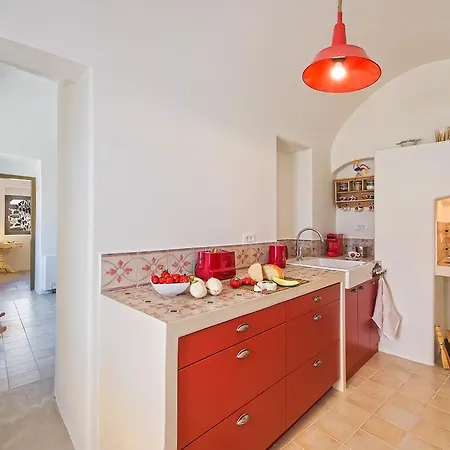 曼提利达别墅 Emporio (Santorini)