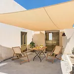 Mantilida With Pool Emporio (Santorini)
