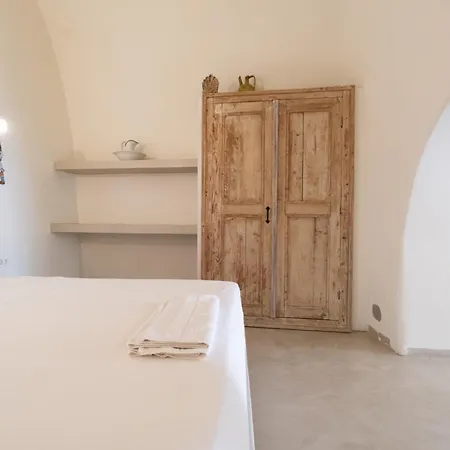 Mantilida * Emporio (Santorini)