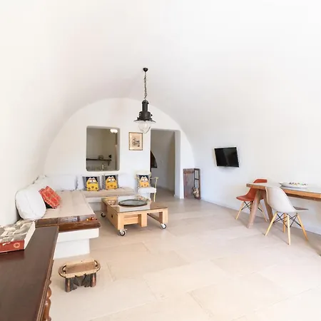 Mantilida * Emporio (Santorini)