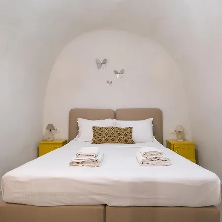 וילה Mantilida Emporio (Santorini)