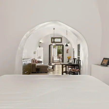 Mantilida * Emporio (Santorini)