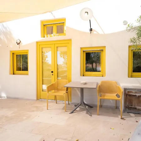 Mantilida Вилла Emporio (Santorini)