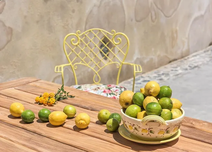 Mantilida With Pool *