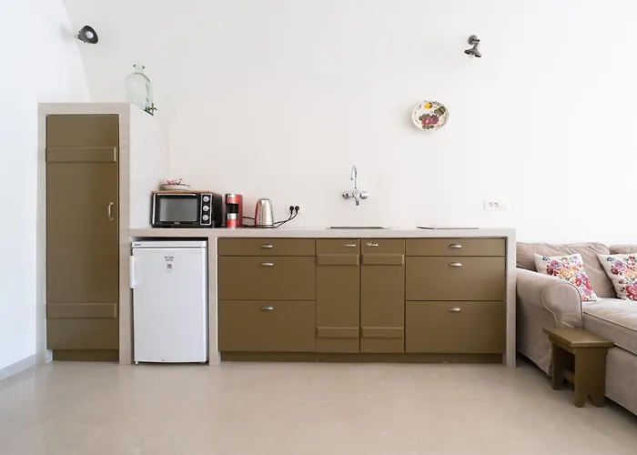 Вилла Mantilida Emporio (Santorini)