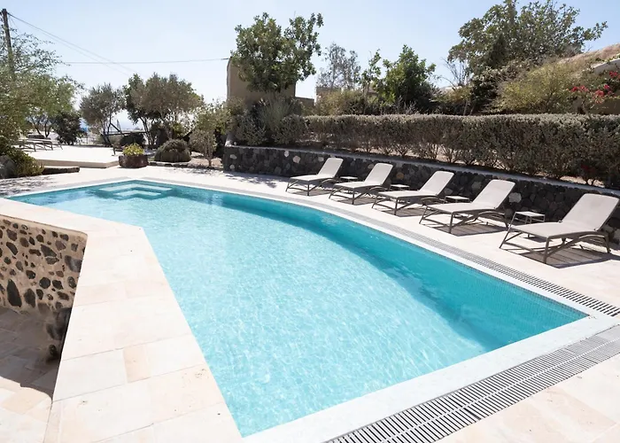 Mantilida Вилла Emporio (Santorini)