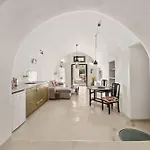 Villa Mantilida With Pool *
